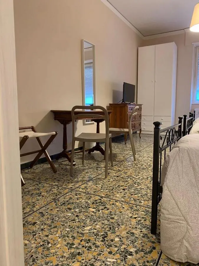 Ameli Room Florence Guest house