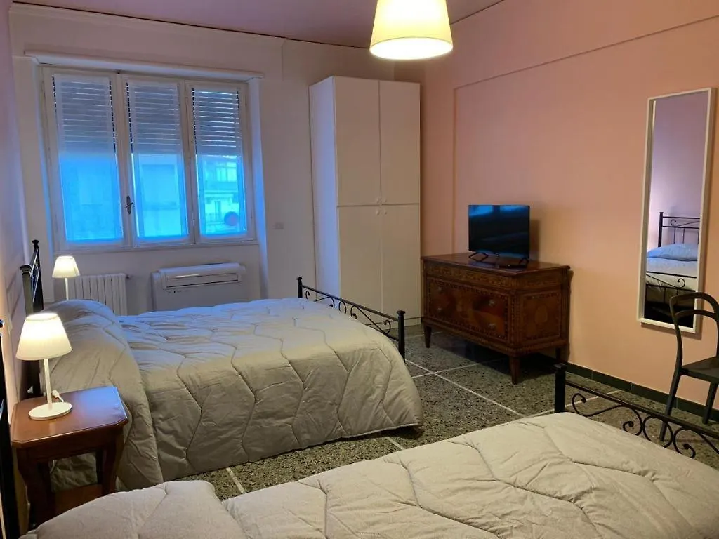 Guest house Ameli Room Florence Italy