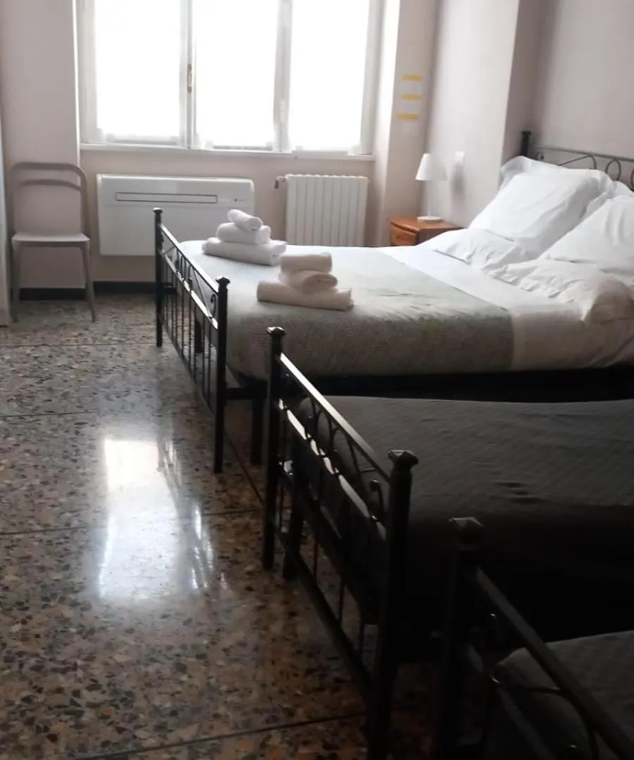 Guest house Ameli Room Florence Italy