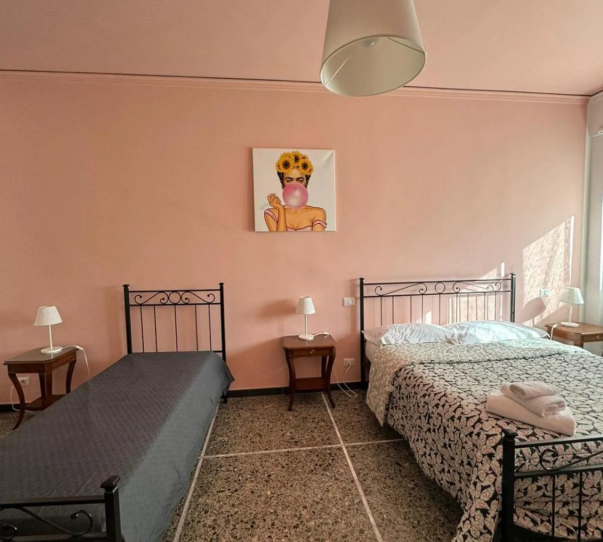 Ameli Room Florence 0*,