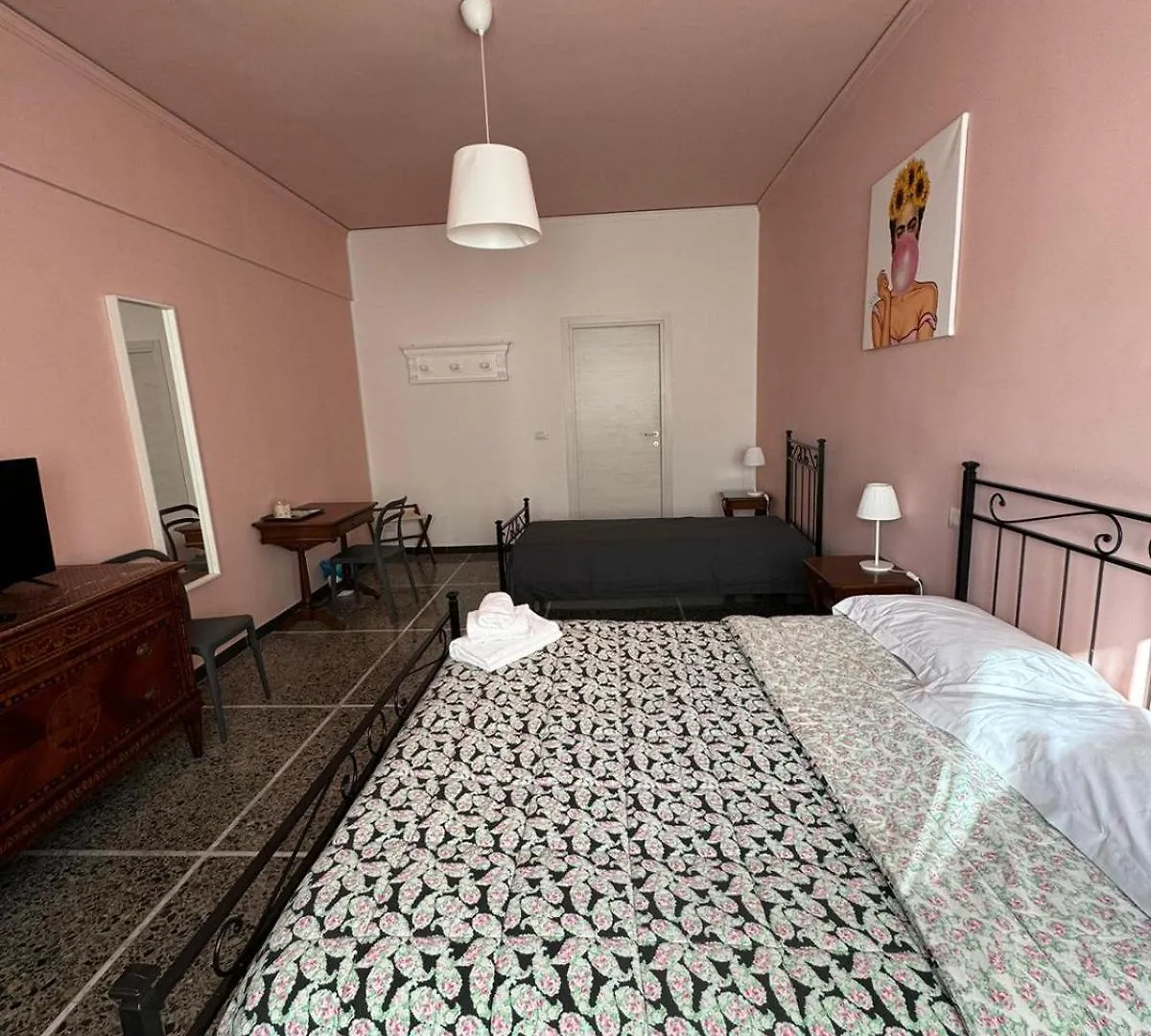 Ameli Room Florence Italy